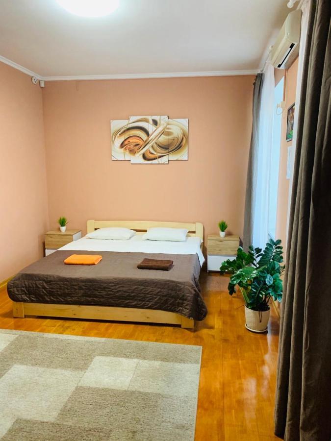 Хостел Friends House Одеса Екстер'єр фото