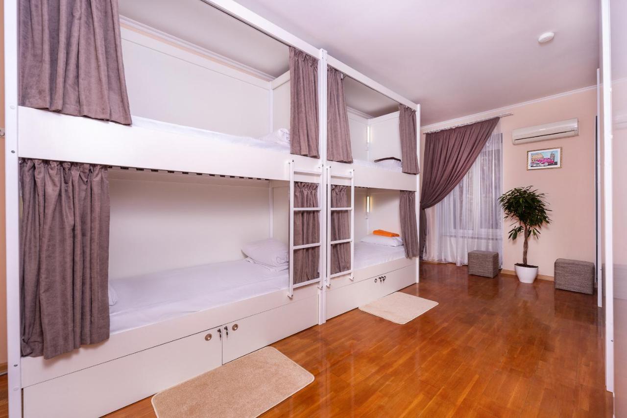 Хостел Friends House Одеса Екстер'єр фото